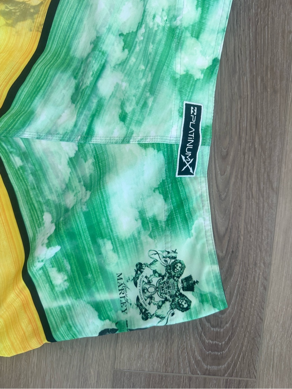 Billabong X Bob Marley Men’s Stripe Board Shorts - Green/Yellow/Red size 34 - Picture 4 of 6